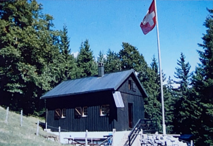 Cabane drapeau (Iphoto) - 2